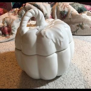 VINTAGE PUMPKIN COOKIE JAR NWOT